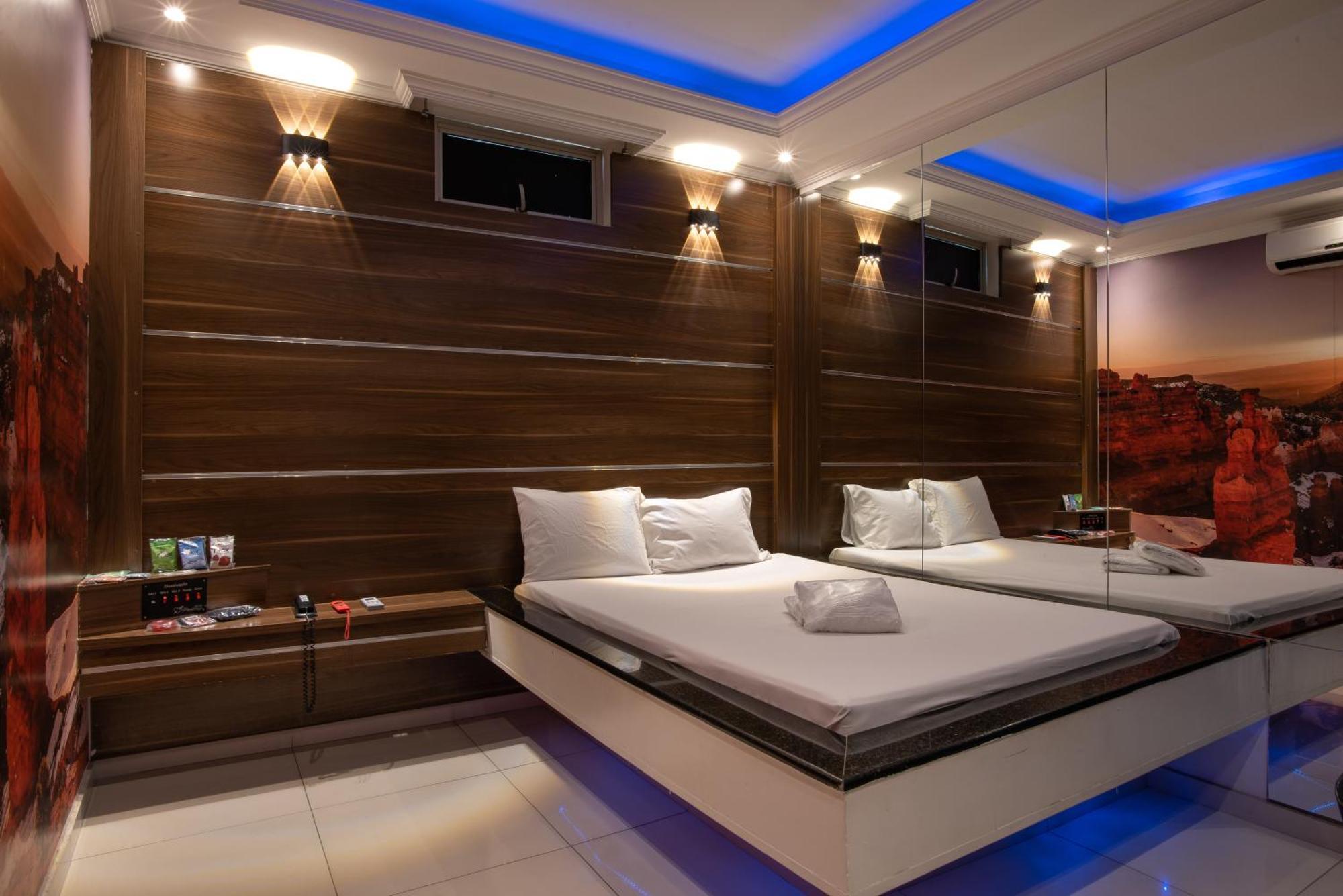 קונטגם Motel Fantasy 2 (Adults Only) מראה חיצוני תמונה