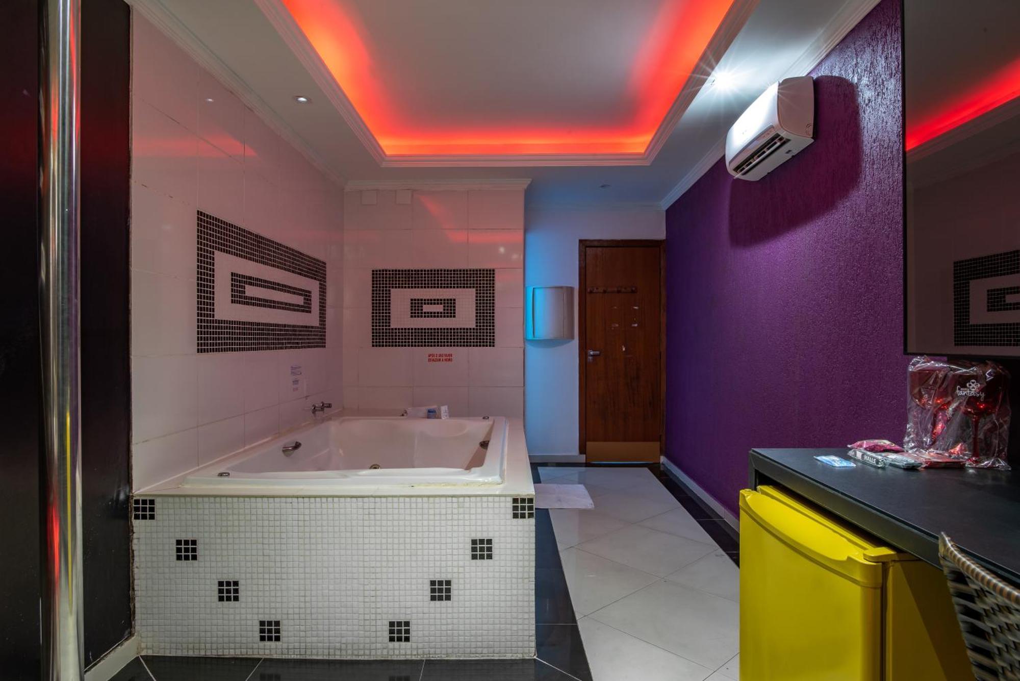 קונטגם Motel Fantasy 2 (Adults Only) מראה חיצוני תמונה