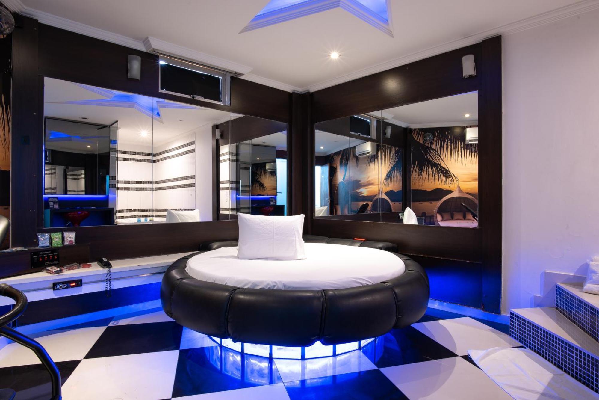 קונטגם Motel Fantasy 2 (Adults Only) מראה חיצוני תמונה